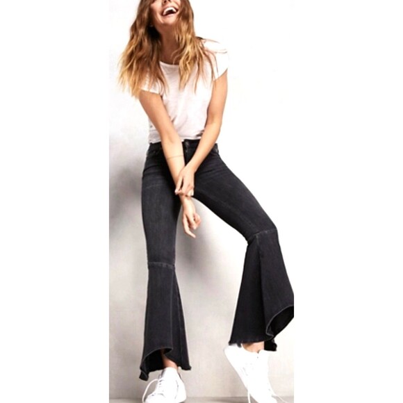 Free People Womens Black Ruffle Denim Flare Bell Bottom Jeans Size 29 1192R2 - Picture 1 of 12